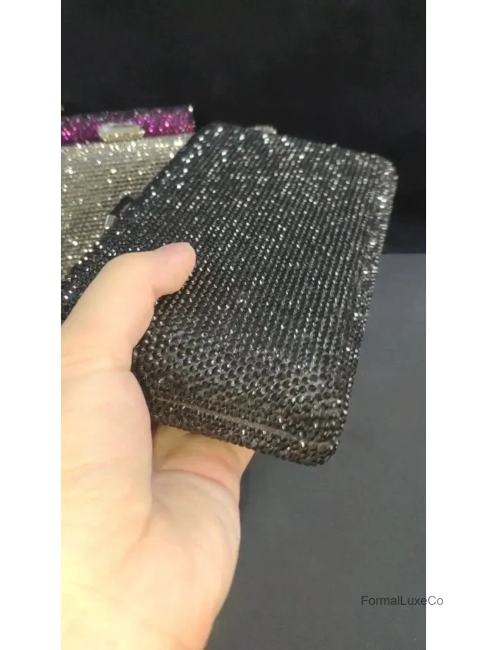 Crystal Evening Clutch with Detachable Chain Straps for Formal Events